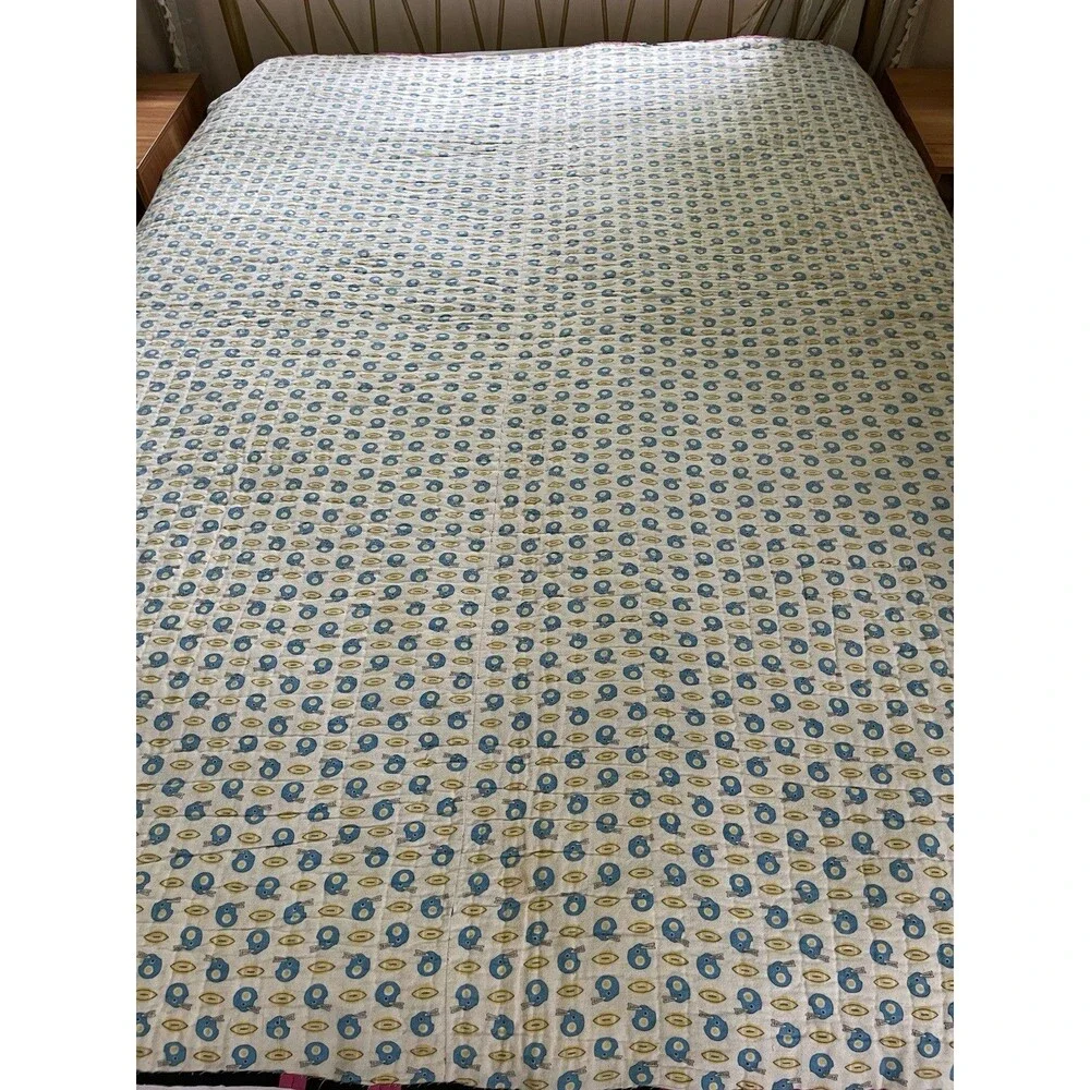 Vintage Grandmother’s Fan Hand Sewn Patchwork Quilt 75”x60”